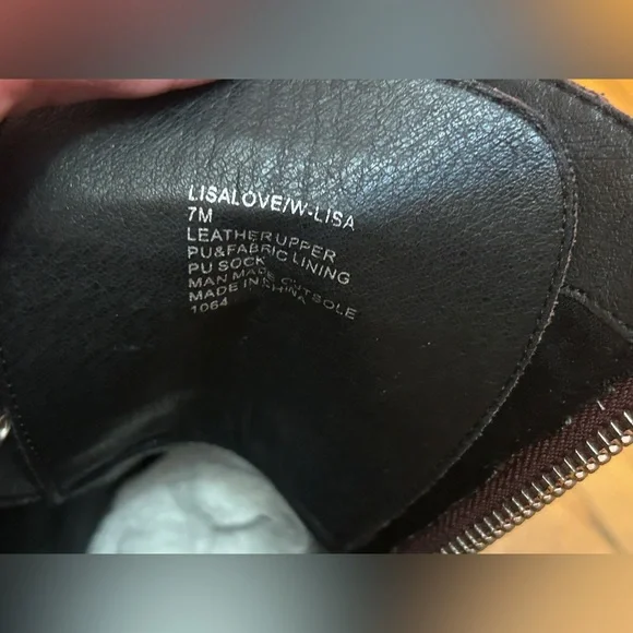 Steve Madden Winnie Harlow x Lisa Love Lug Booties Size 7 Women’s NWOT - Picture 6 of 10